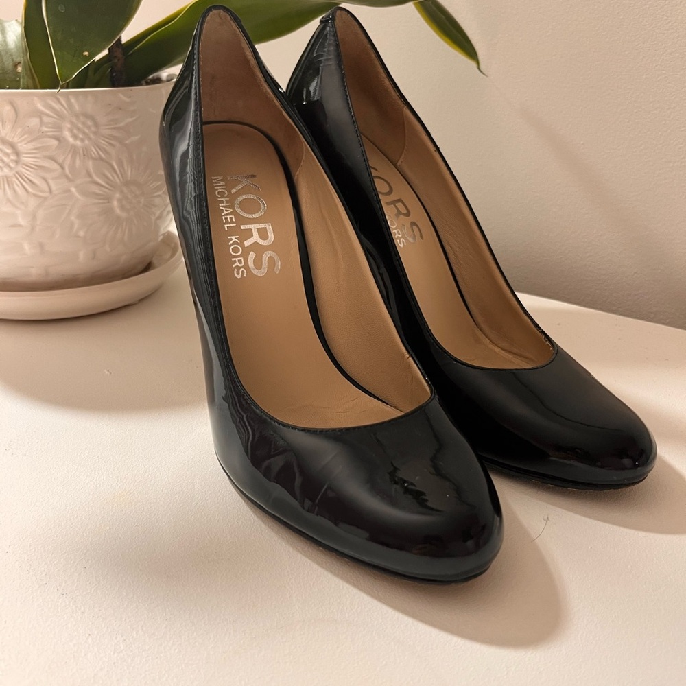 Michael Kors Black Patent Leather Stiletto Heels